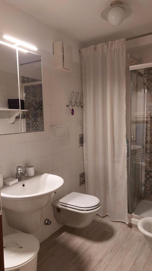 Apartamento Il Girasole Milán Exterior foto